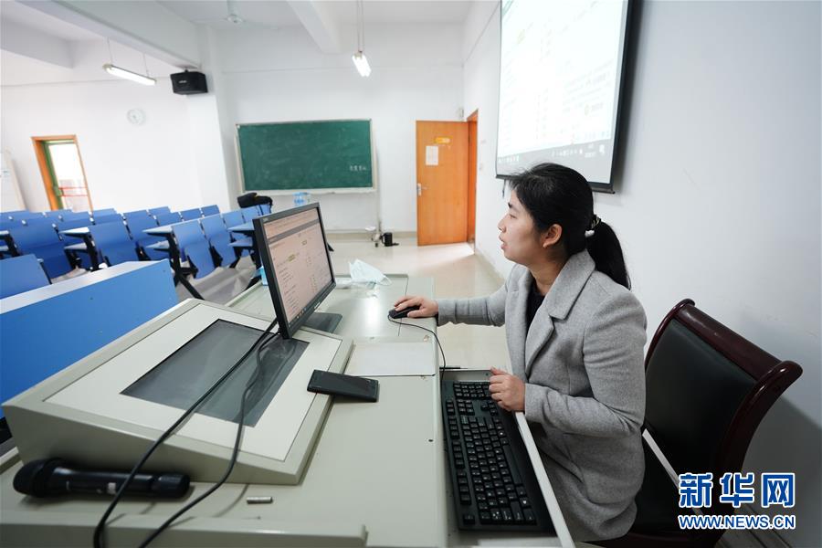 图片来源：新华社